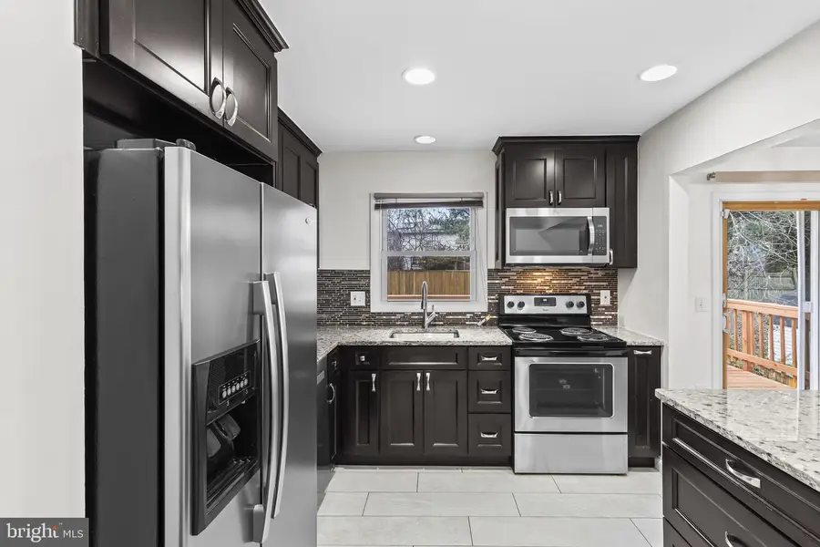 7810 Citadel Dr, Severn, MD 21144 - Image #2