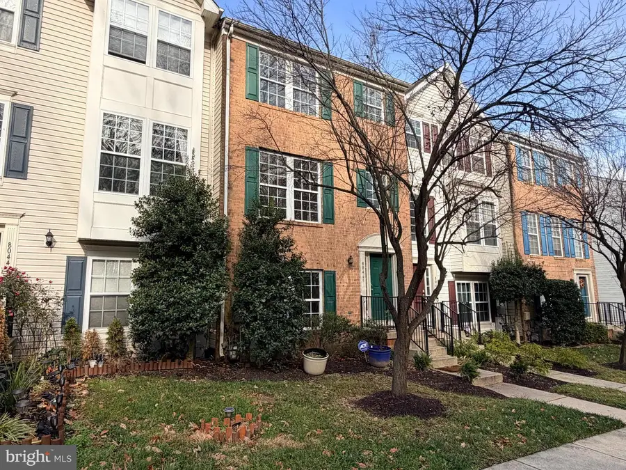 8046 Pennington Dr, Laurel, MD 20724 - Image #2