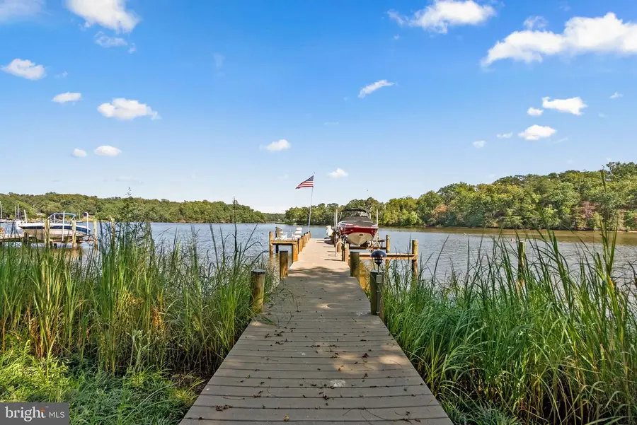 531 Point Field Dr, Millersville, MD 21108 - #2