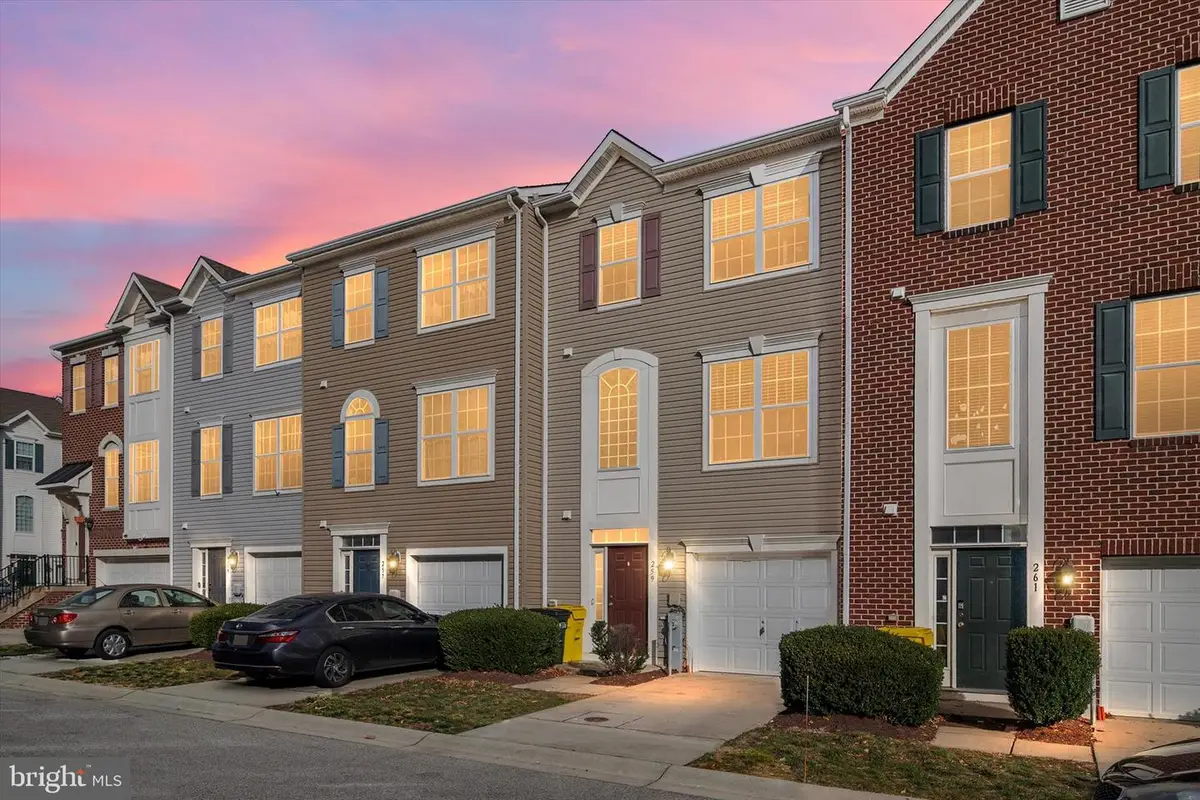 259 Truck Farm Dr, Glen Burnie, MD 21061 - #1