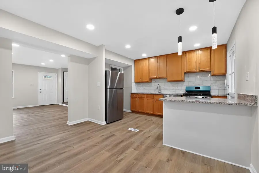 8210 Tomlinson Ct, Severn, MD 21144 - Image #3