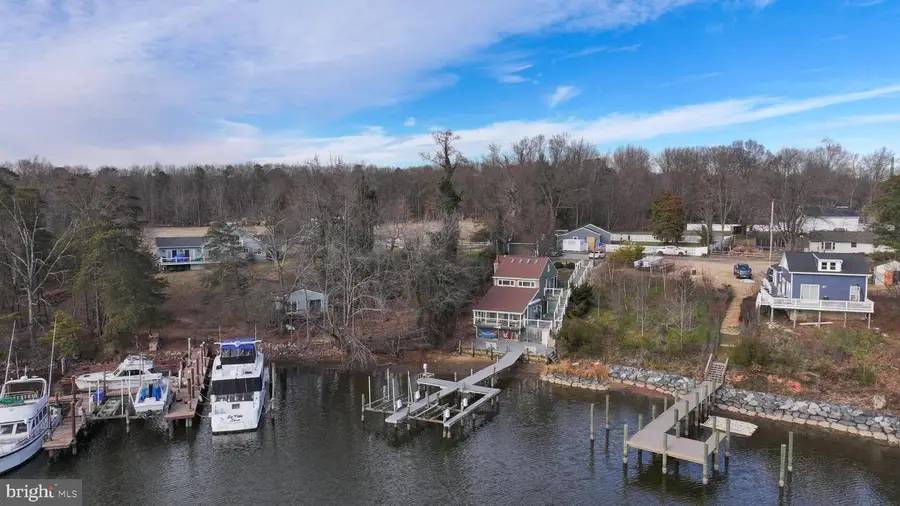 811 N Long Cove Rd, Glen Burnie, MD 21060 - #2