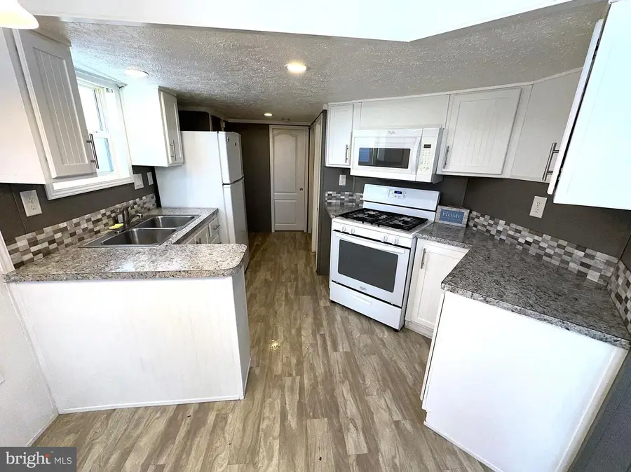 56 3rd St, Lothian, MD 20711 - Image #3