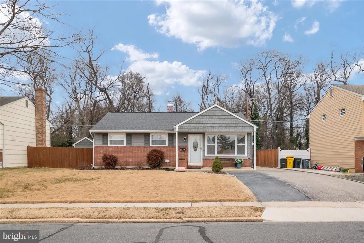 1254 Aster Dr, Glen Burnie, MD 21061 - Image #1