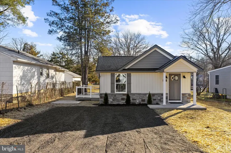 7815 East Rd, Pasadena, MD 21122 - Image #3