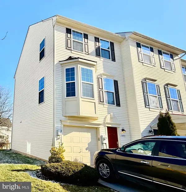 7697 Timbercross Ln, GLEN BURNIE, MD 21060