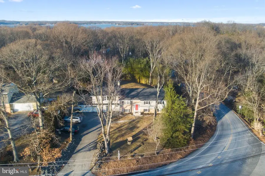 876 Shore Acres Rd, Arnold, MD 21012 - Image #2