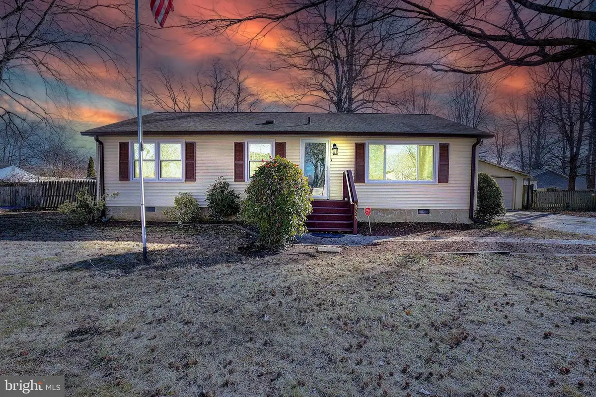 4929 Aspen St, Shady Side, MD 20764 - Image #1