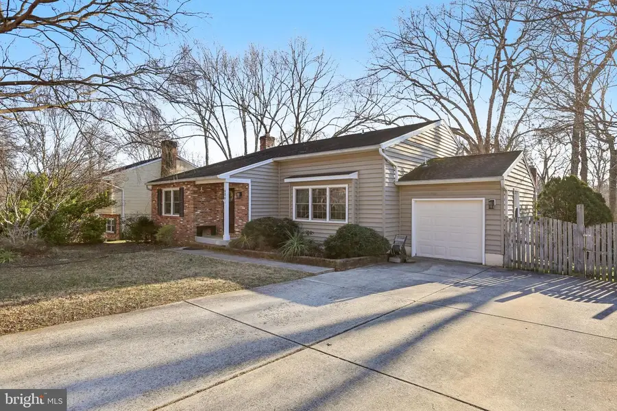 524 Charington Dr, Severna Park, MD 21146 - Image #2