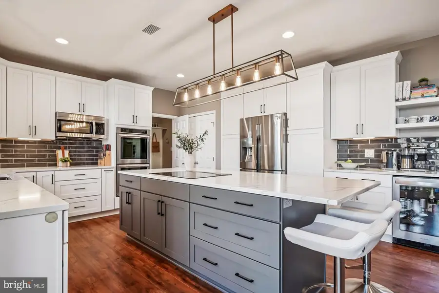 3325 Glebe Dr, Edgewater, MD 21037 - #3