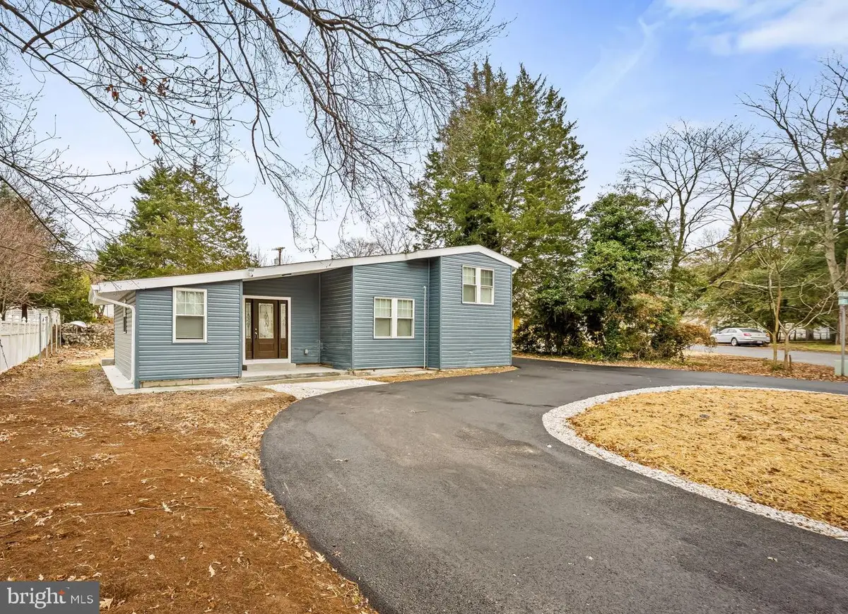 401 Stewart Ave, Arnold, MD 21012 - Image #1