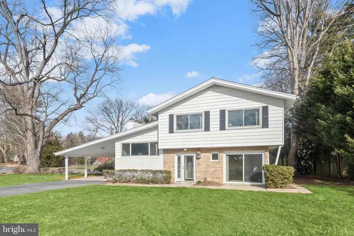 16 Wilelinor Dr, Edgewater, MD 21037 - Image #1