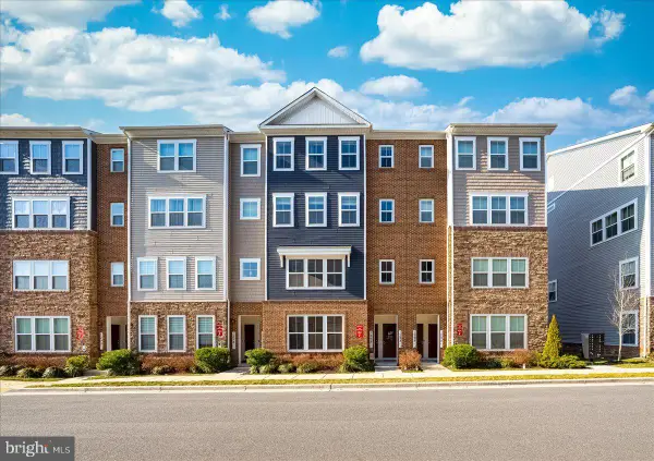 1298 Foggy Turn #40, CROFTON, MD 21114