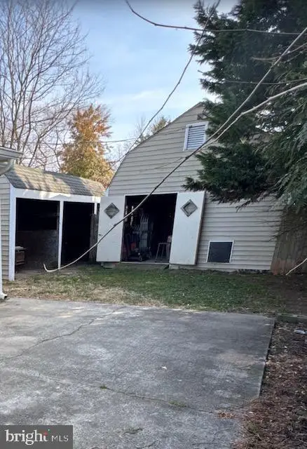 7819 Bertha Rd, Pasadena, MD 21122 - Image #3