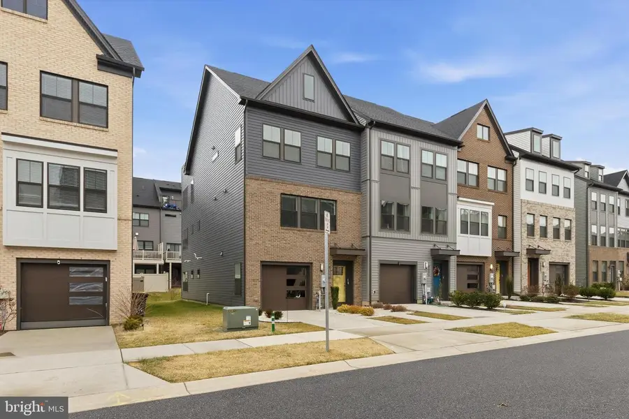 514 Levanna Ln, Glen Burnie, MD 21060 - Image #3