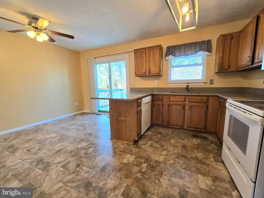 668 209th St, Pasadena, MD 21122 - #3