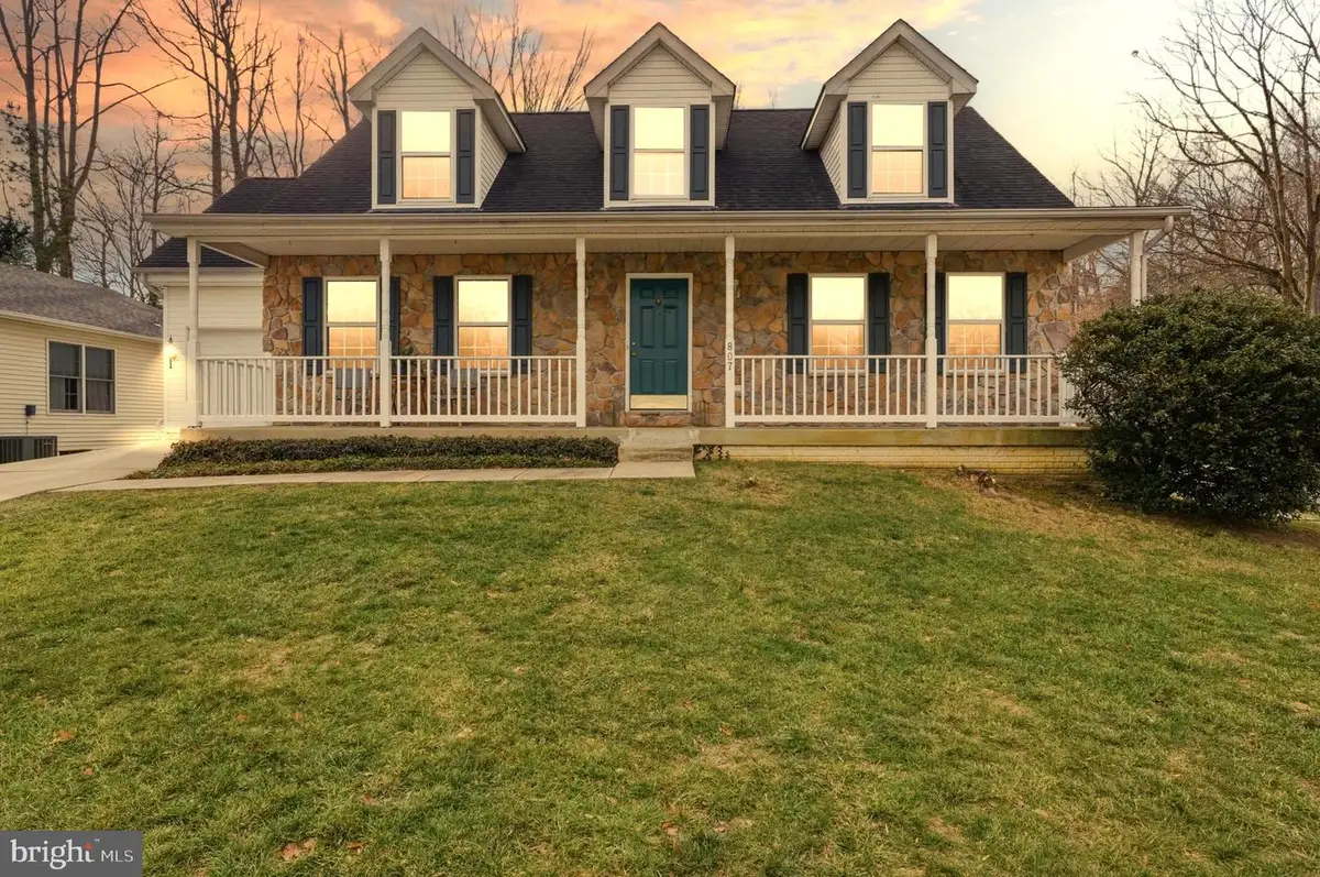 807 Eastern Point Rd, Annapolis, MD 21401 - Image #1