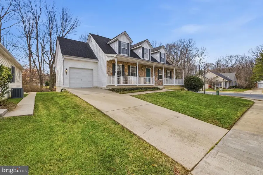 807 Eastern Point Rd, Annapolis, MD 21401 - Image #2