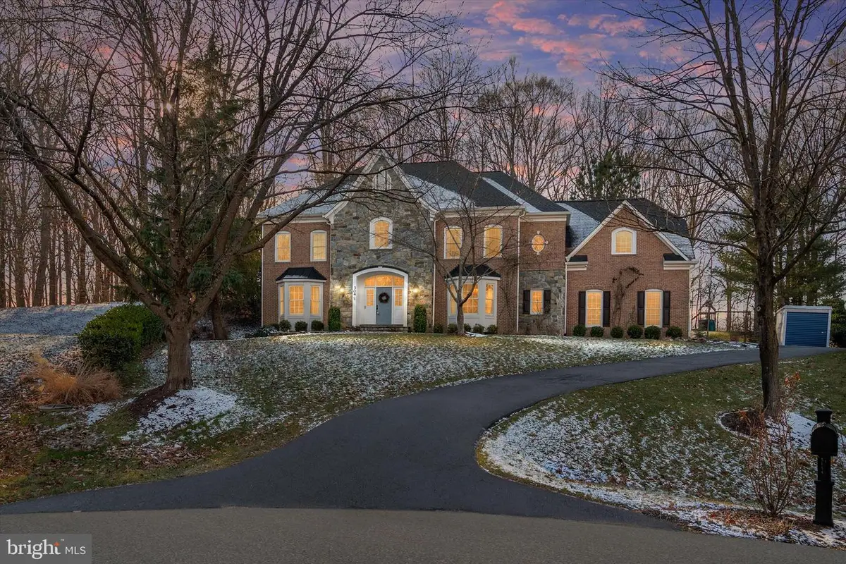 304 Gatsby Pl, Edgewater, MD 21037 - Image #1