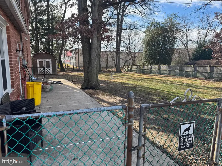 8046 Jumpers Hole Rd, Pasadena, MD 21122 - #3