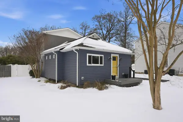 212 Spruce Ave, EDGEWATER, MD 21037