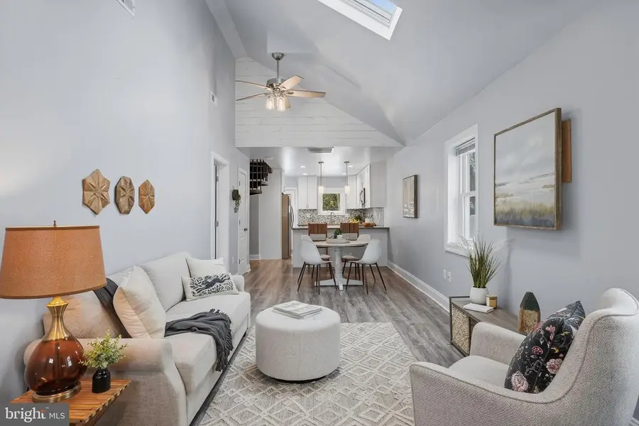 212 Spruce Ave, Edgewater, MD 21037 - #3