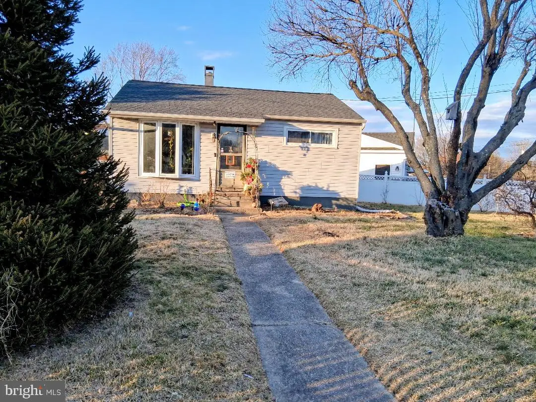 102 Fernglen Ave, Glen Burnie, MD 21061 - Image #1