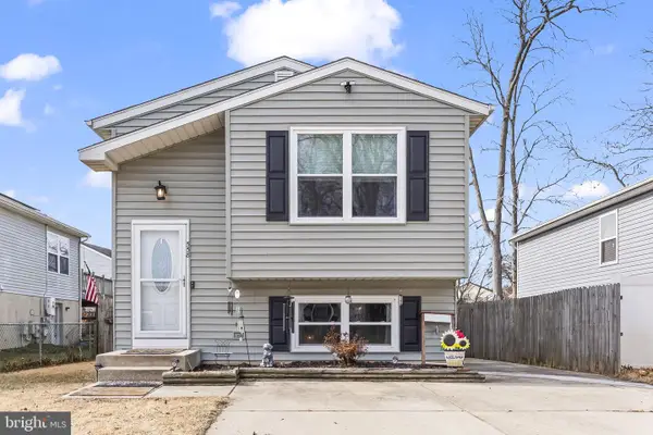 558 Elizabeth Ln, GLEN BURNIE, MD 21061