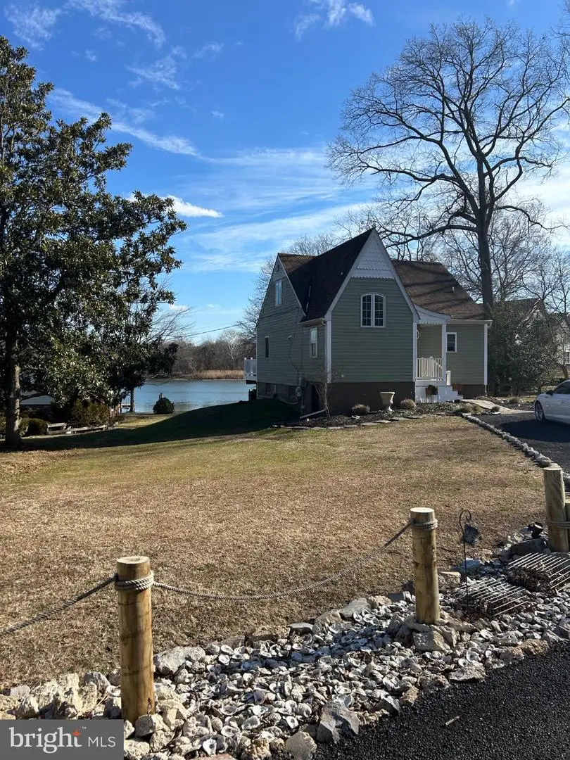 1573 Curtis Ave, Glen Burnie, MD 21060 - Image #2