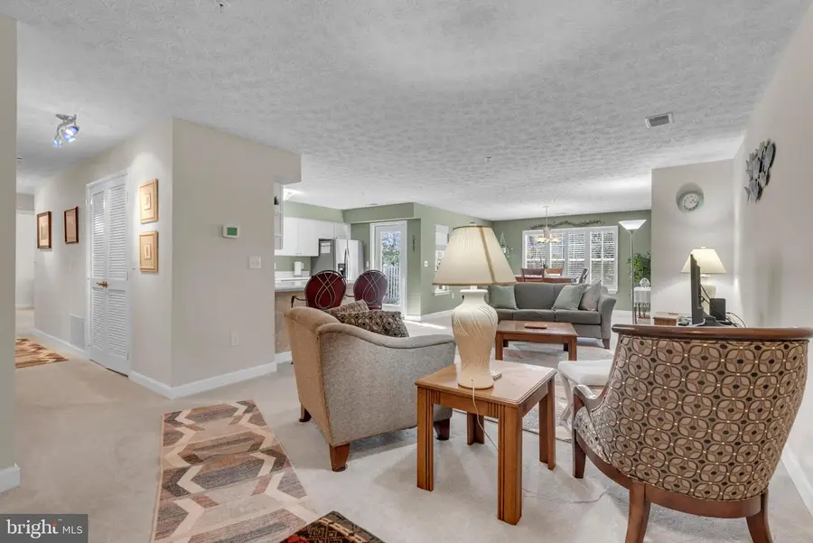 615 Admiral Dr #206, Annapolis, MD 21401 - #2