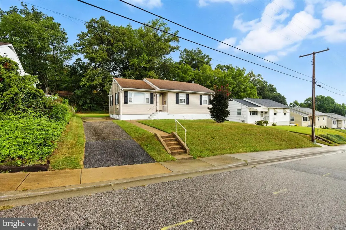 406 Burwood Ave, Glen Burnie, MD 21061 - #1