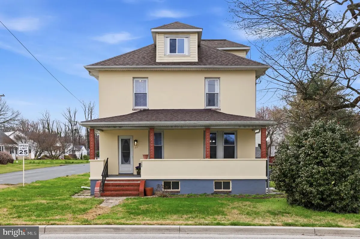 711 Wellham Ave, Glen Burnie, MD 21061 - #1