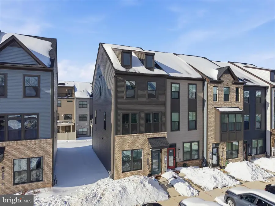 7810 Yona Ct, Glen Burnie, MD 21060 - Image #2