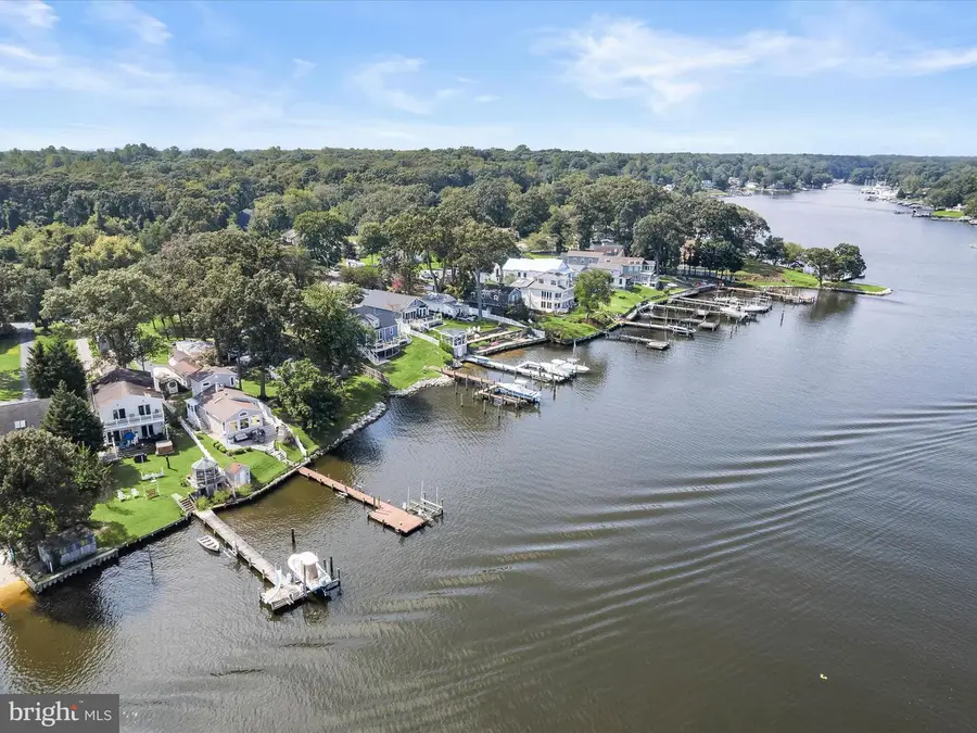 8138 Forest Glen Dr, Pasadena, MD 21122 - #3