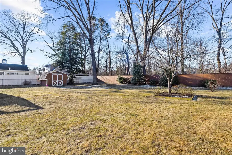 675 211th St, Pasadena, MD 21122 - Image #2