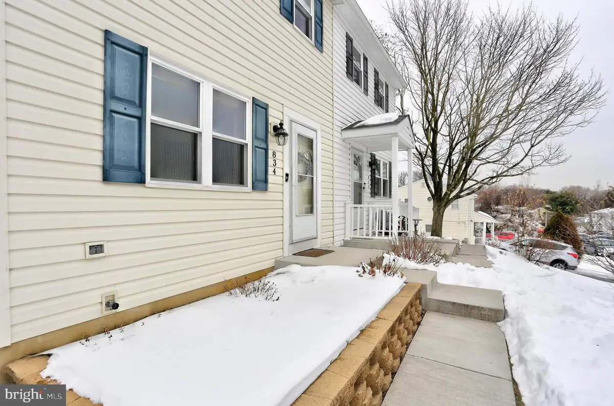 834 Bentwillow Dr, Glen Burnie, MD 21061 - Image #1