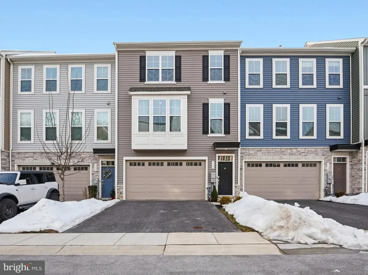 114 Arrowhead Dr, Millersville, MD 21108 - #1