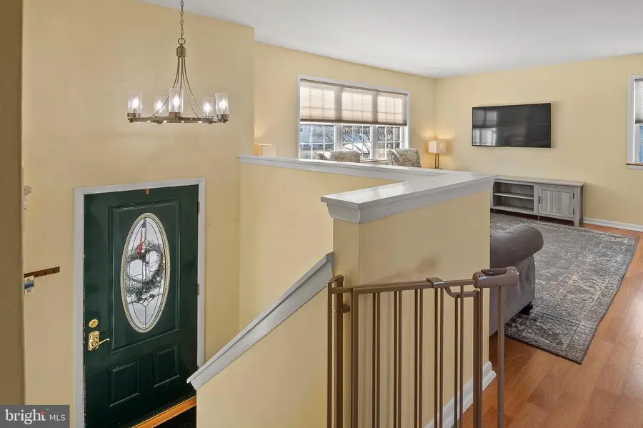 982 Highpoint Dr, Annapolis, MD 21409 - #2