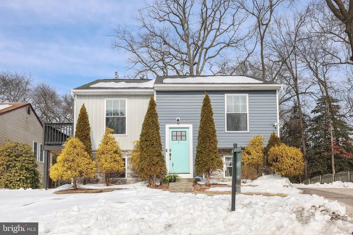 7707 Lake Cir, Pasadena, MD 21122 - #1