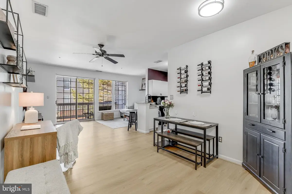 2006 Peggy Stewart Way #204, Annapolis, MD 21401 - #1