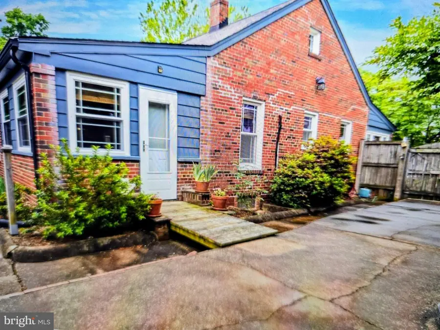 1609 Knoxville Rd, Edgewater, MD 21037 - #2