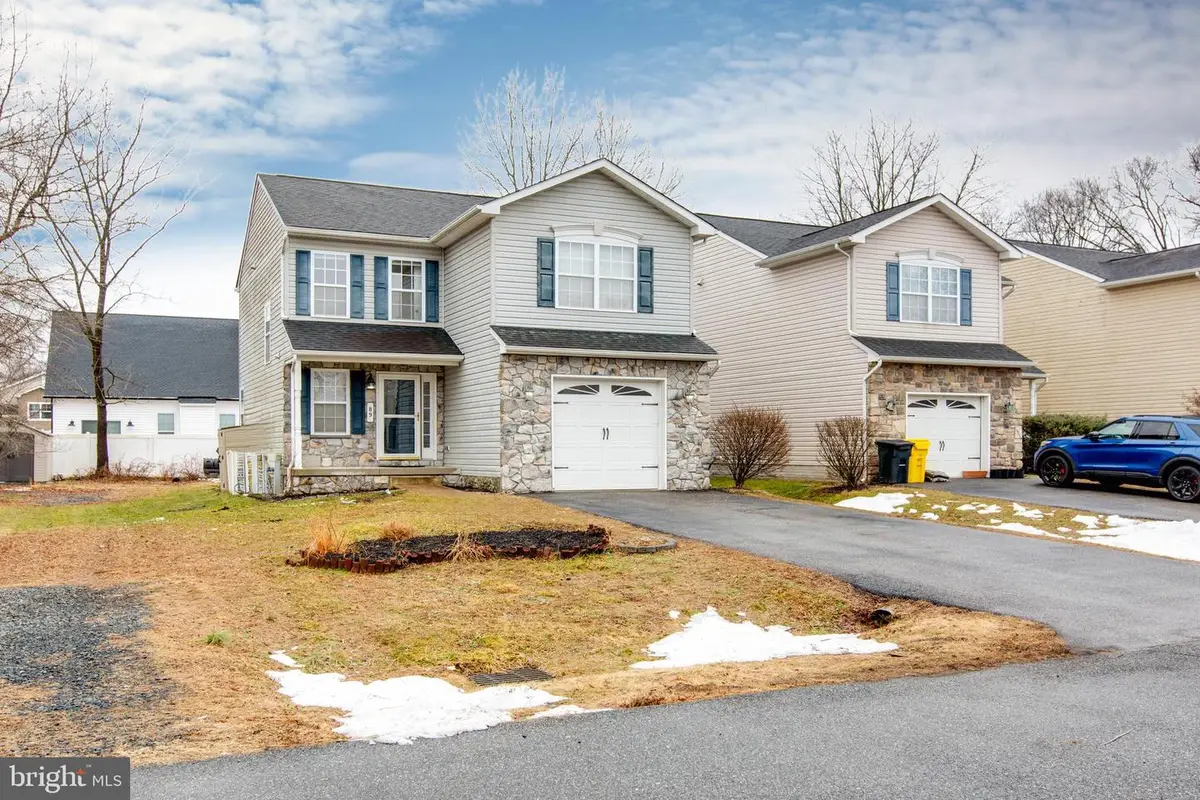 89 W Virginia Ave, Severn, MD 21144 - #1