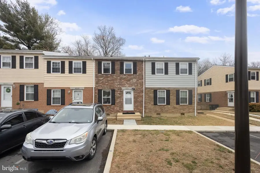 8225 Parham Ct, Severn, MD 21144 - #3