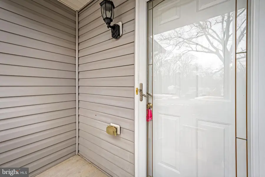 1564 Colony Rd, Pasadena, MD 21122 - #3