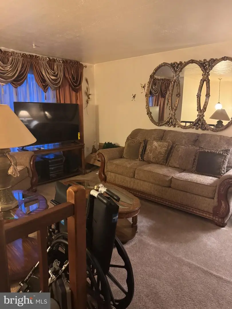 379 Clover Ct, Glen Burnie, MD 21060 - #3