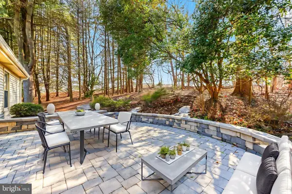 2568 Forest Knl, ANNAPOLIS, MD 21401