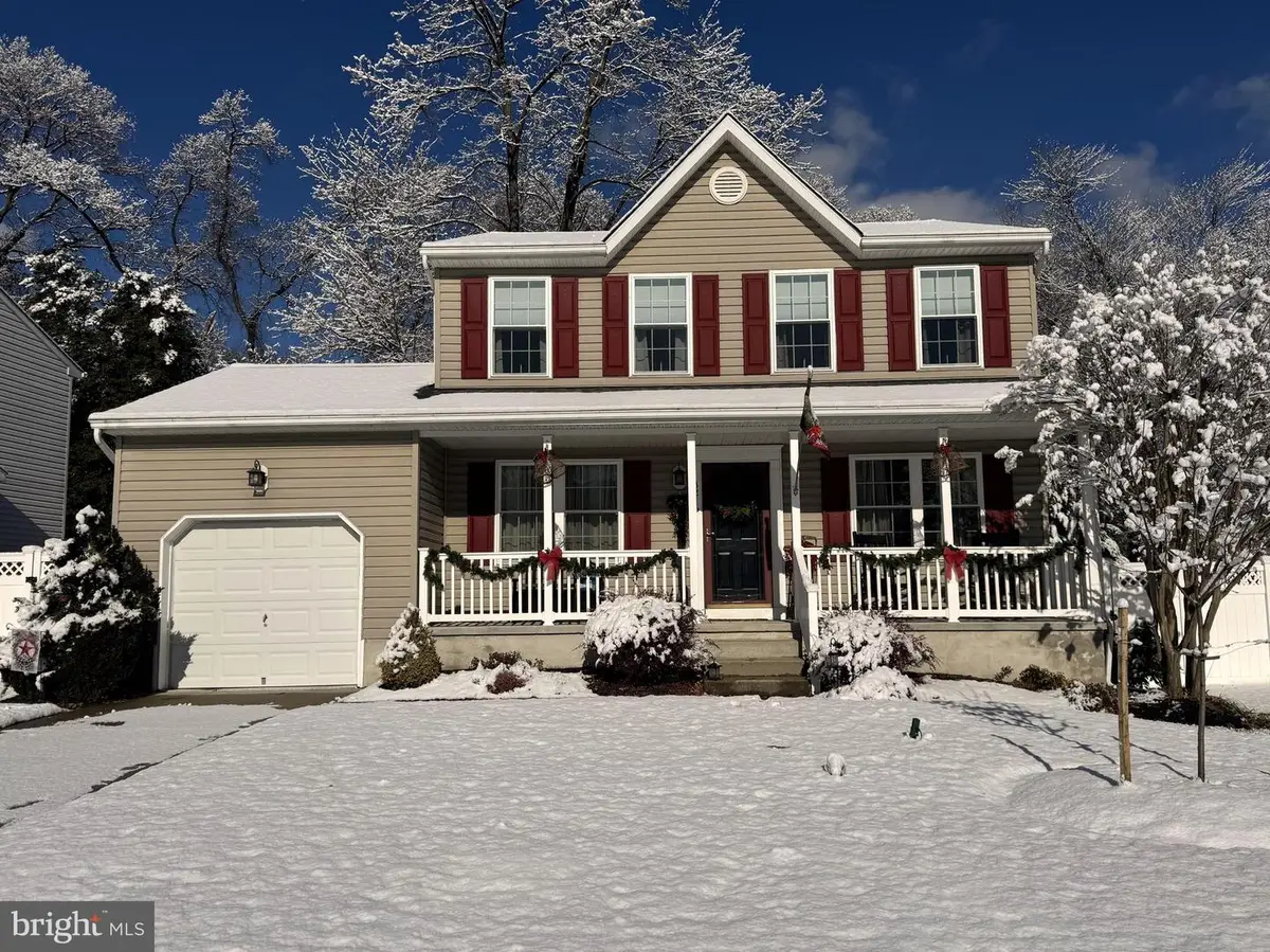 3216 Art Hall Ln, Pasadena, MD 21122 - #1