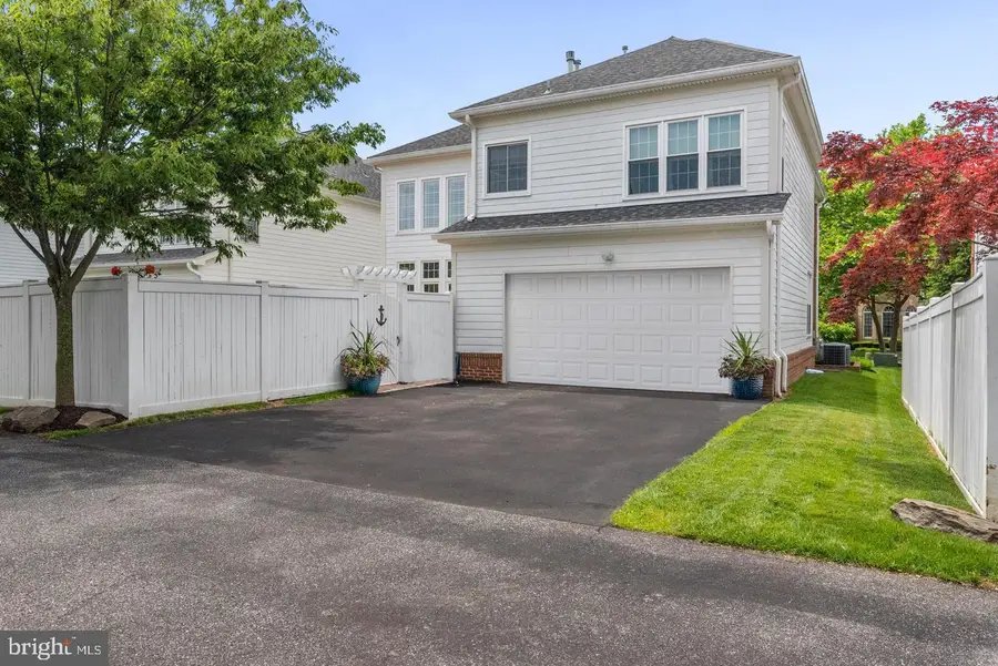 706 Pilot House Dr, Annapolis, MD 21401 - #2