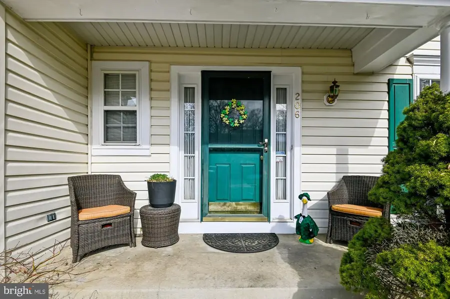 206 Mccamish Ct, Severn, MD 21144 - #2