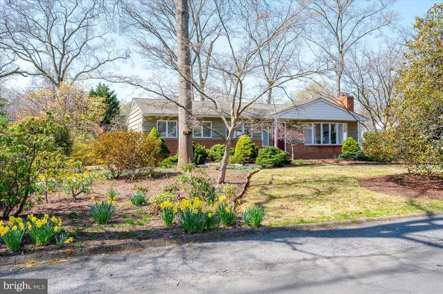 162 Sillery Bay Rd, Pasadena, MD 21122 - #2